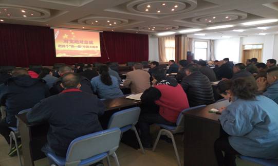 堅定信念 對黨忠誠，融會貫通 學以致用